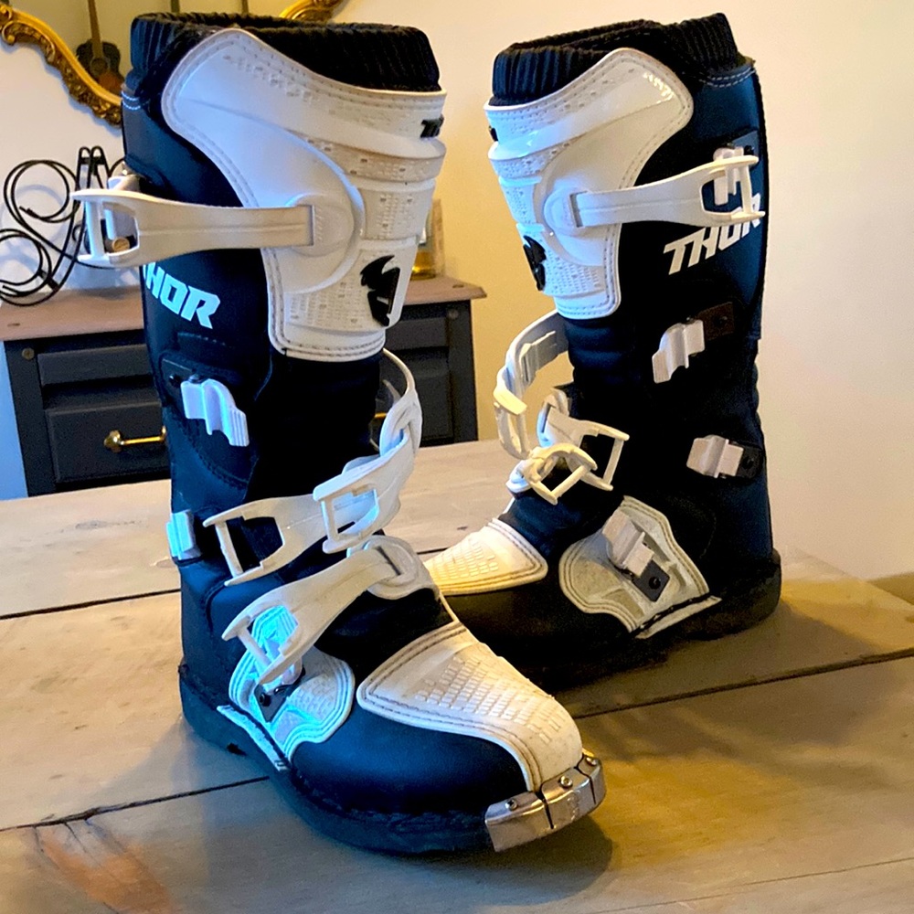 Thor blitz xp boots